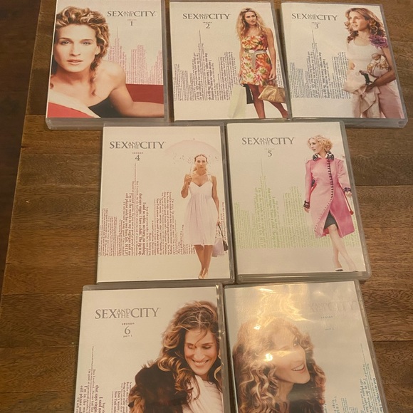 Full run, 6 seasons, of Sex & the City DVDs - Picture 2 of 4